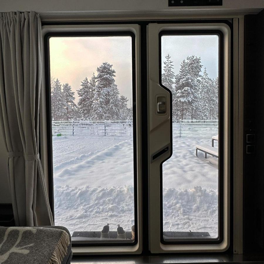 Santa'S Luxury Trailer Hotel Rovaniemi Eksteriør billede